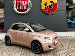 Fahrzeugabbildung Fiat 500e Bocelli +NAVI+KLIMA+KAMERA+EINPARKHILFE+