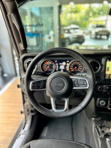 Fahrzeugabbildung Jeep GLADIATOR JT OVERLAND 3.0 Soft-Top *AHK 3.500T*
